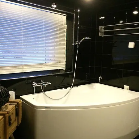 Arctic Globeflower - Unique In A Area Apartamento *